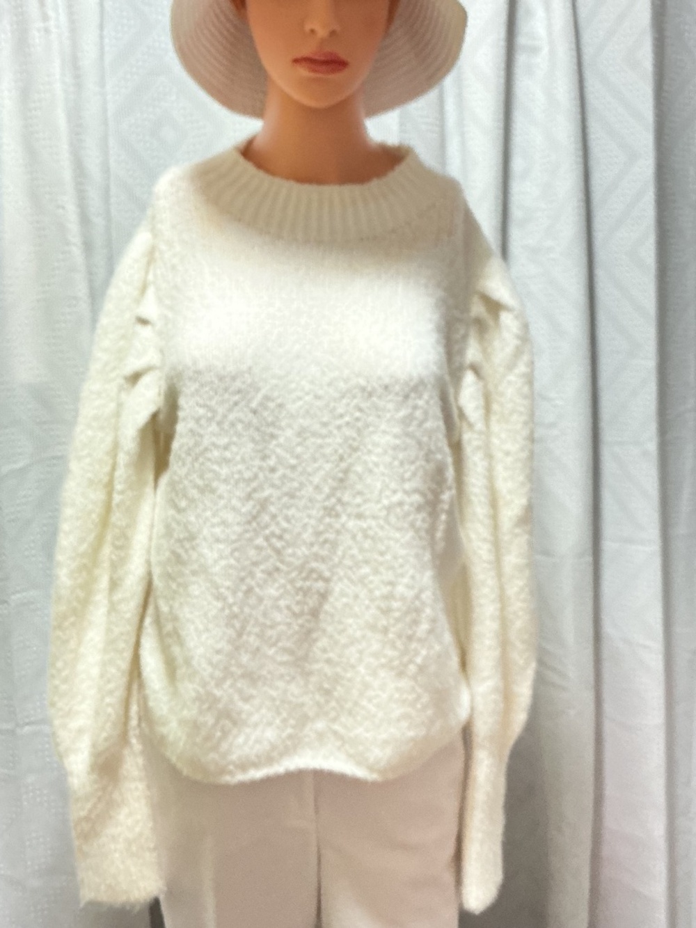 Women’s sweater